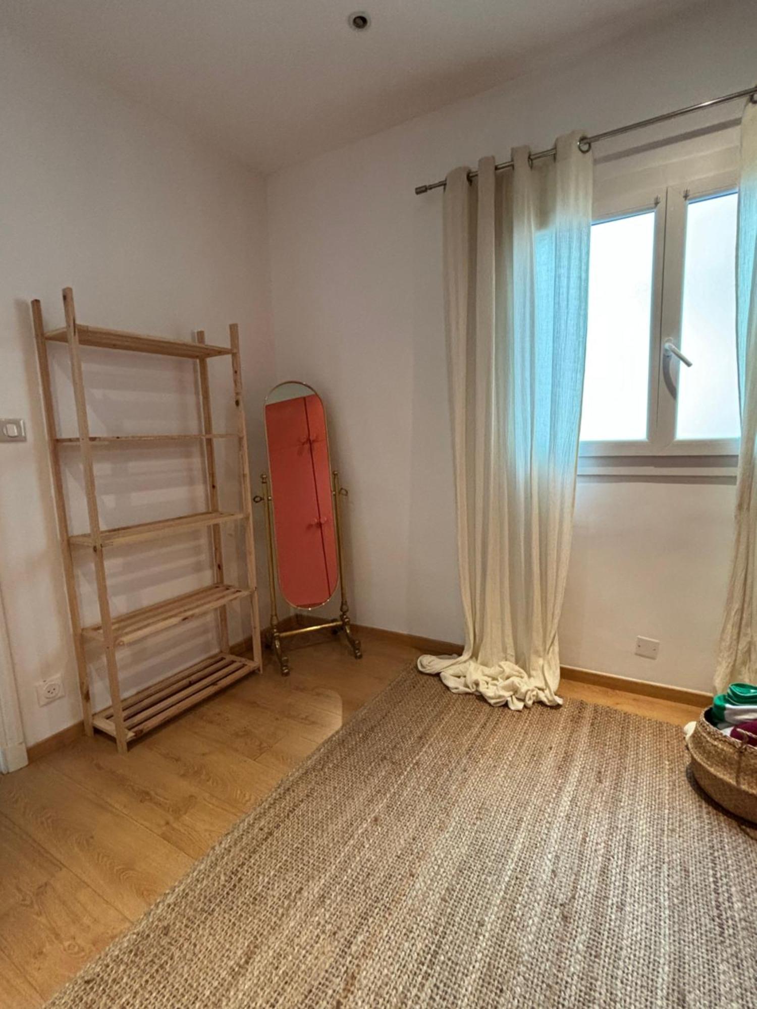 Room In Apartment In Palais Longchamp, Марсилия Екстериор снимка
